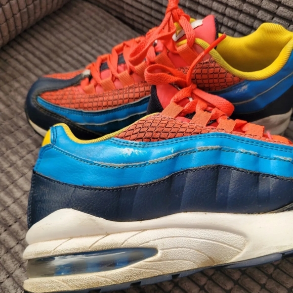 Nike Air Max 95 Boys Shoes Bright Crimson Amarillo 6 uk spiderman colourway - Picture 6 of 8